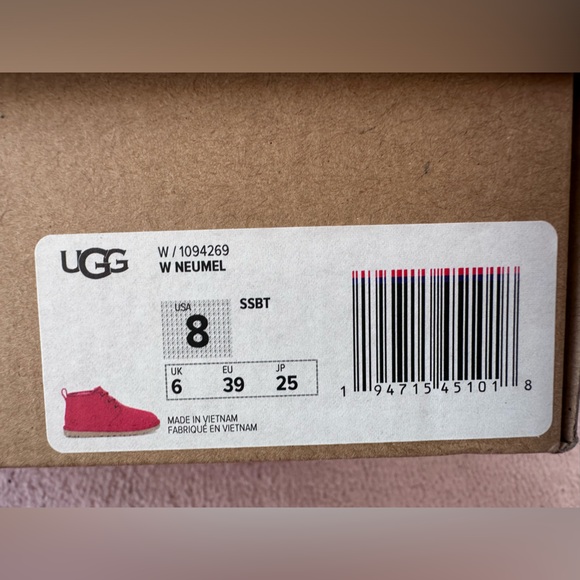 UGG Neumel - Picture 10 of 13